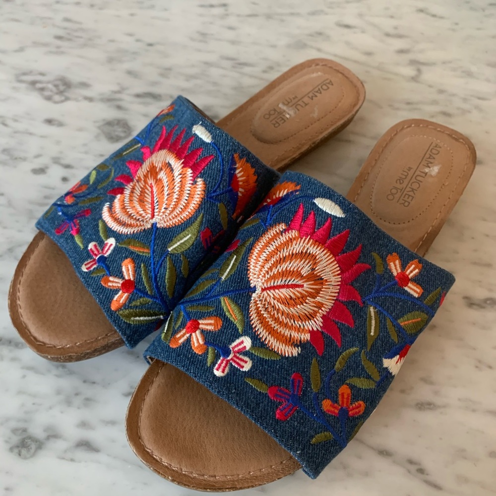 Floral sandals